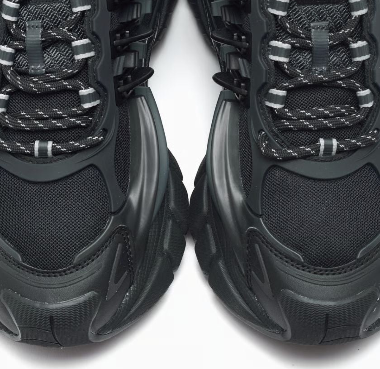 Adistar Jellyfish Pharrell Williams Triple Black